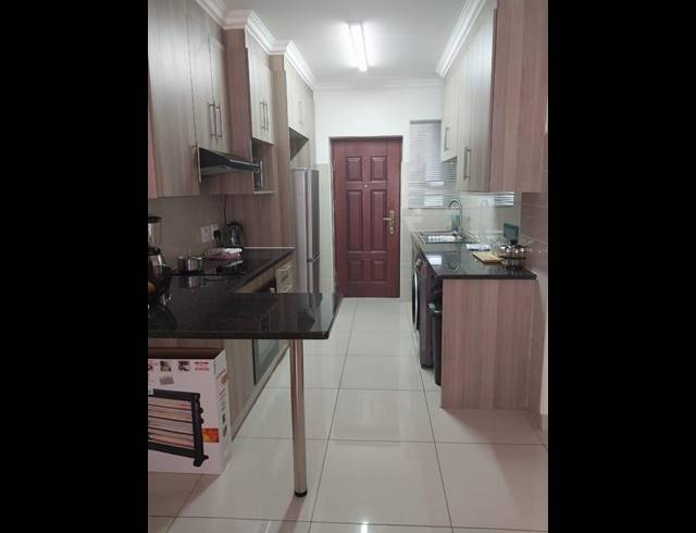 2 BEDROOM APARTMENT FOR SALE IN FAIRLEAD